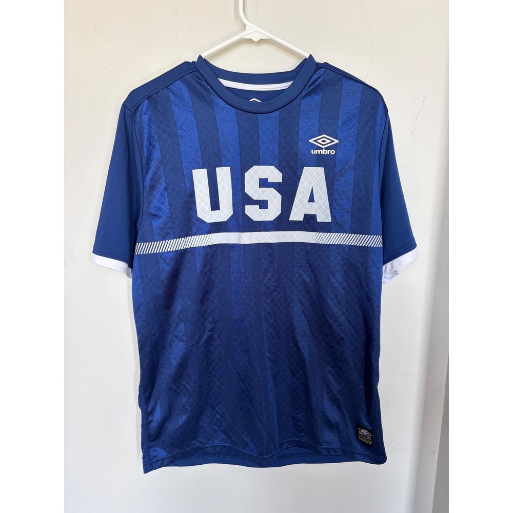 Umbro USA Soccer Jersey Mens Medium Blue Striped Short Sleeve Graphic T-Shirt